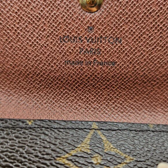 Louis Vuitton Monogram Key Case - Picture 3 of 15